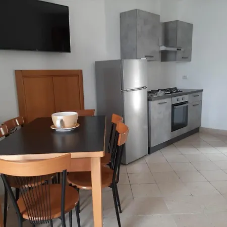 Apartment Center House *